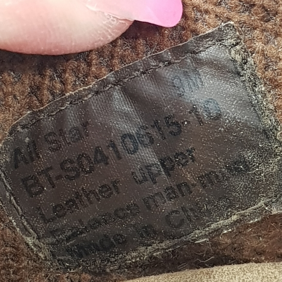 BareTraps "All Star" Leather Sandals - Picture 9 of 10